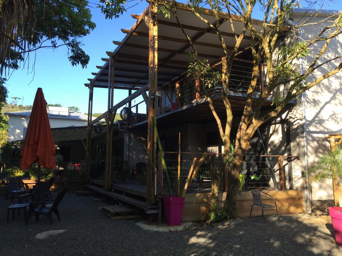 Le Lambablanc Bed and Breakfast Bras-Panon Exterior foto