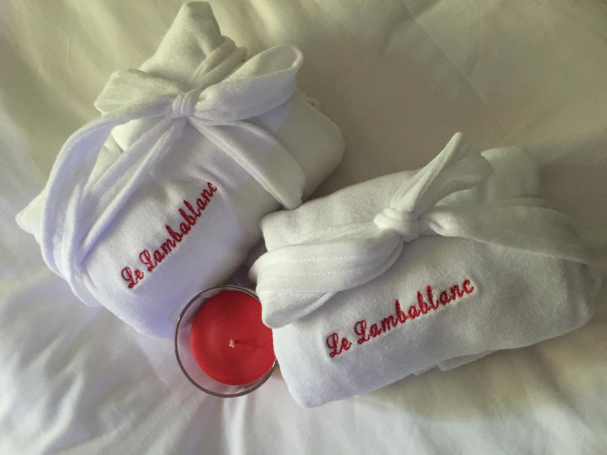 Le Lambablanc Bed and Breakfast Bras-Panon Exterior foto