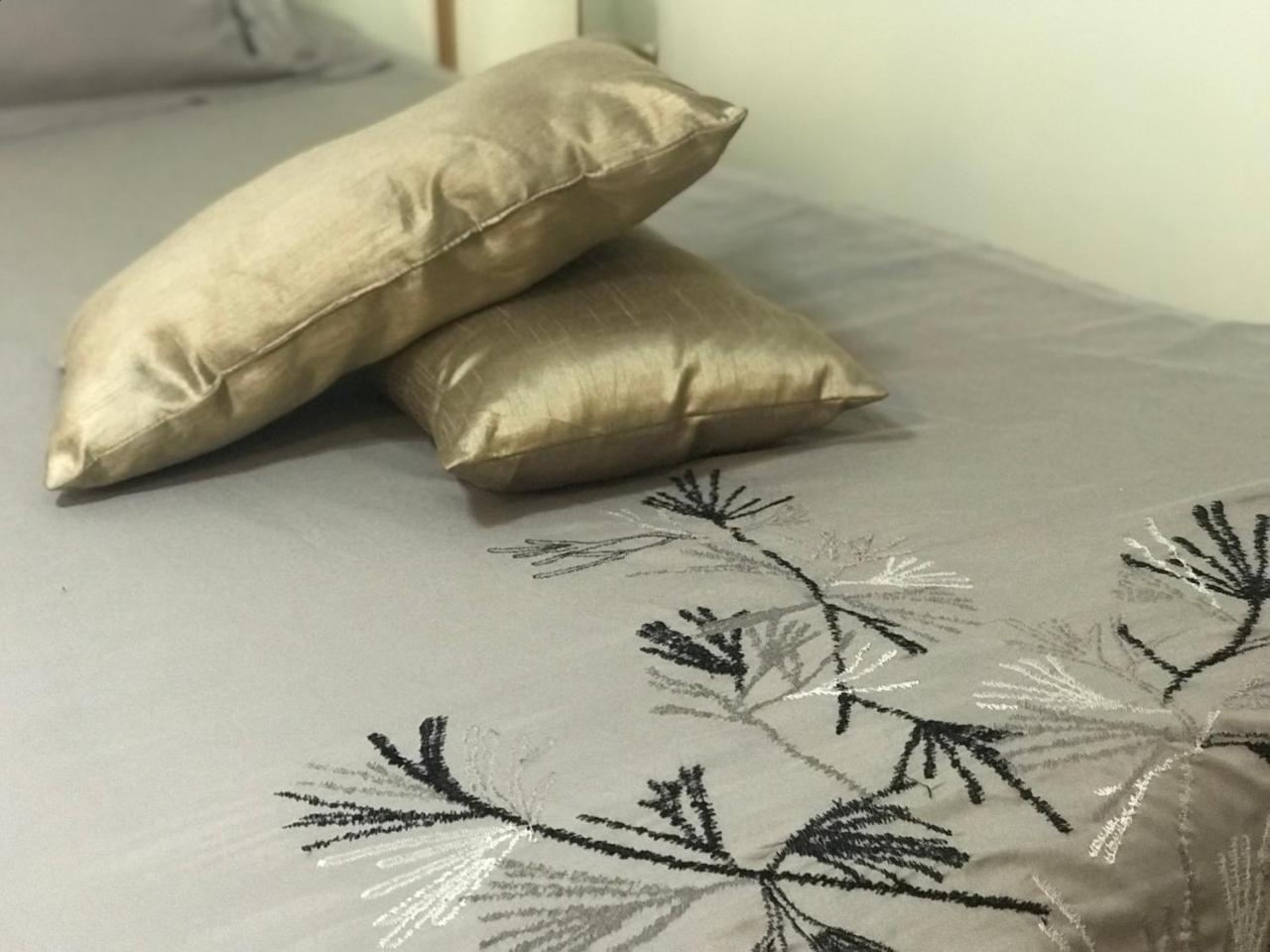 Le Lambablanc Bed and Breakfast Bras-Panon Exterior foto
