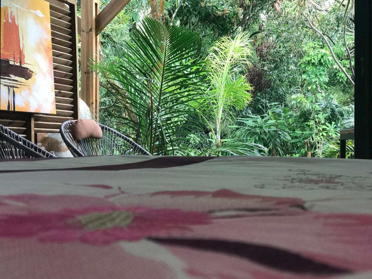 Le Lambablanc Bed and Breakfast Bras-Panon Exterior foto